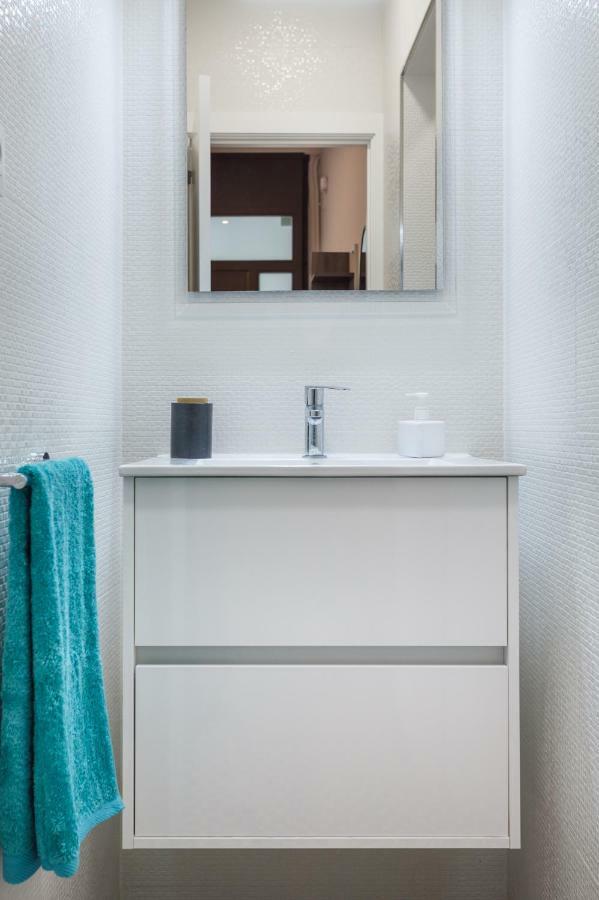 Beautiful Apartment 20 Minutes From City Center L'Hospitalet de Llobregat Exterior foto